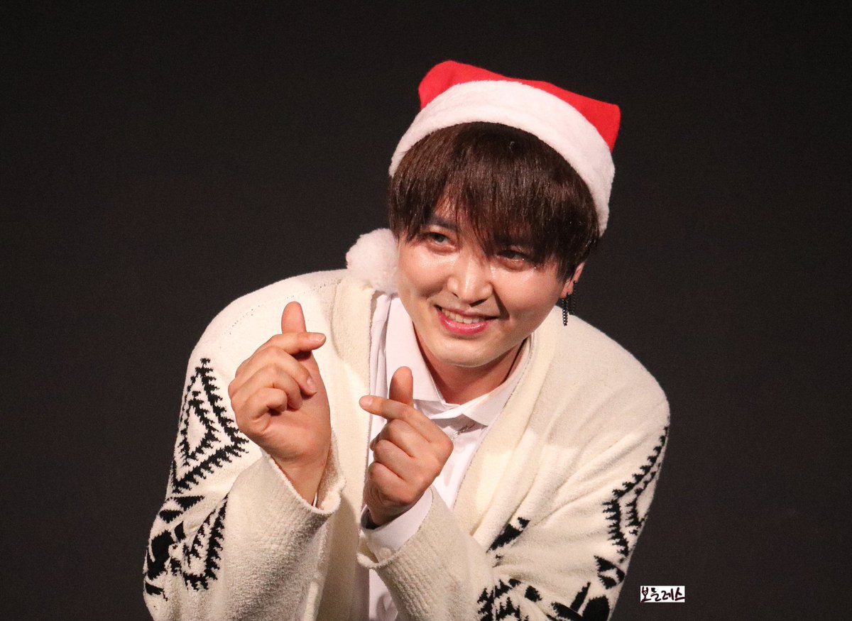 treasurezeth's tweet photo. 2022.12.25
ZETHLIVEEVENTinOSAKA 2部
#TARGET #target #ターゲット #타겟  #ZETH #zeth #ゼス #제스 
@target7official  @target7japan 
@TARGET7_K @FCLIVE_official https://t.co/MkFqE1nkBQ