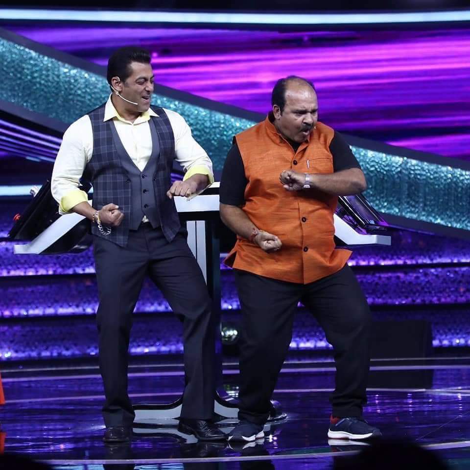 DabbutheDancer's tweet photo. Happy birthday bhaijaan https://t.co/wKGdkmQCf4