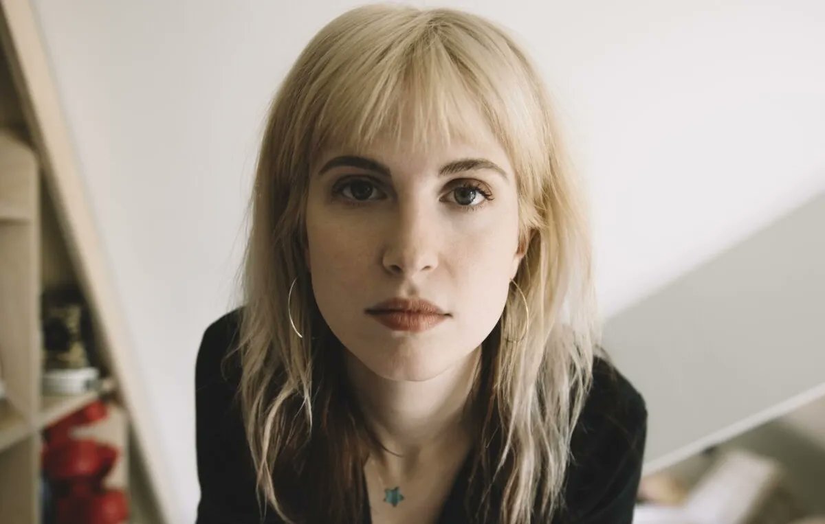 PopCrave's tweet photo. Happy 34th birthday to the incredibly talented Hayley Williams. https://t.co/ZEIAWq6f4l