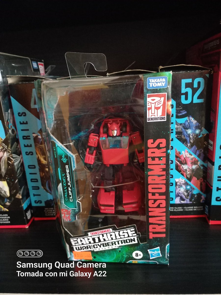 NovaPrimeGFX's tweet photo. Un poco tarde, pero que les trago santa jeje 

#autobots #transformers https://t.co/9DNnGhySjZ