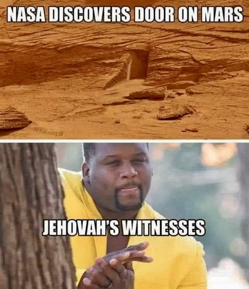 LloydLegalist's tweet photo. #JehovahsWitnesses #Mars https://t.co/e9vzVkaJ7K