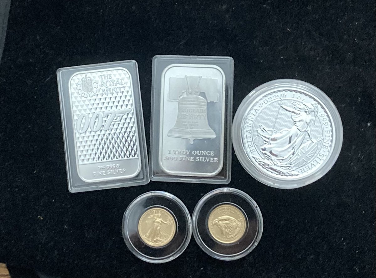 GenXcollectible's tweet photo. Anyone else heading to the FUN show in Orlando?
#Coincollecting #2023FunShow #Gold #Silver #Coins https://t.co/IHOnQ2ae4E