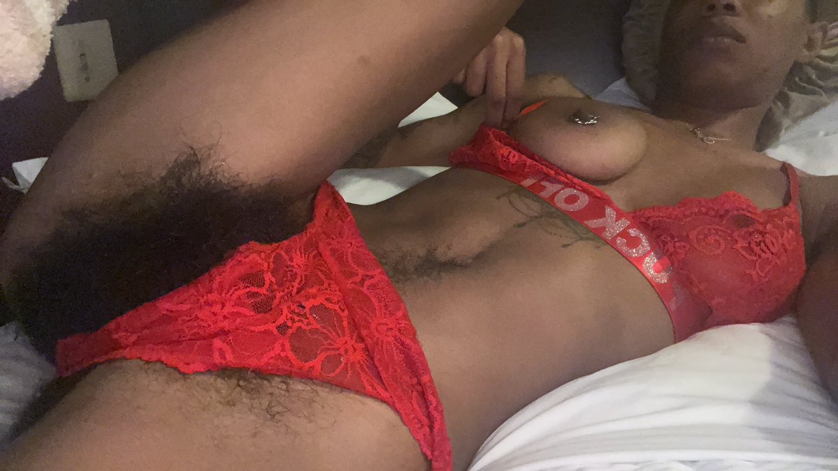 lickmeeuhpp's tweet photo. Can I record you giving me head? https://t.co/rSciMAZwG8