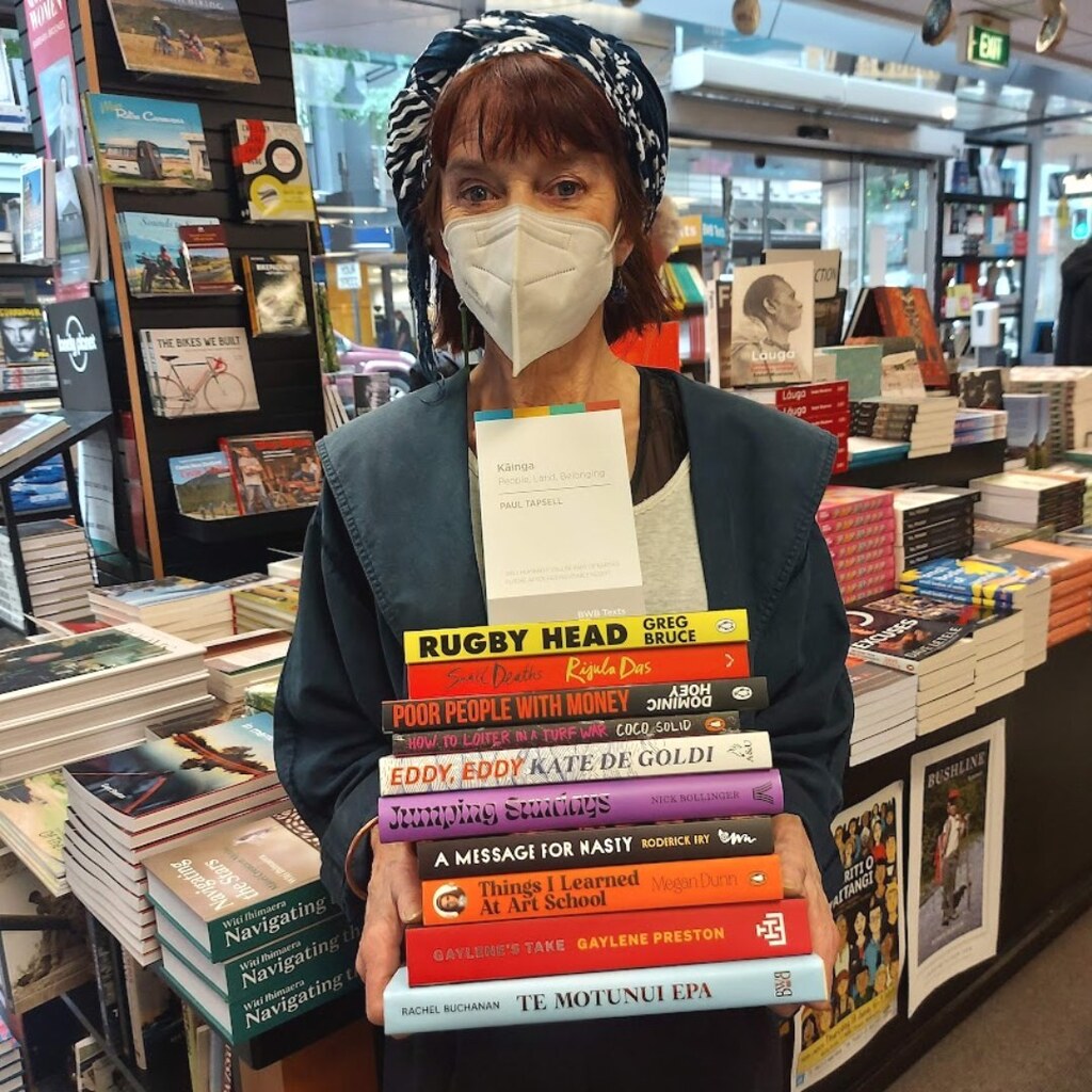 unitybookswgtn's tweet photo. Next up we have Marion's favourite books of 2022! As our Aotearoa buyer, Marion's top picks are all from writers from Aotearoa 💕

Kāinga - Paul Tapsell
Rugby Head - Greg Bruce 
Small Death - @rijuladas 
Poor People With Money - @dominichoey 
How To L… https://t.co/qB5riIEiN7 https://t.co/X7K20qgoC2