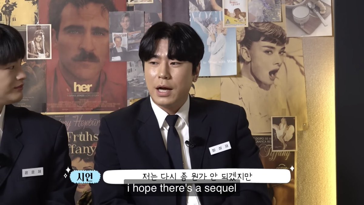 jangdee1993's tweet photo. Done watching the first part of REPLY 1997 reunion at sieon’s school 

PD SHIN and WRITER LEE please 🙏 create another reply installment! Even the cast is wishing to have it also ❤️ ‘cause that is how epic REPLY series is 💿📺

#Reply1997 #Reply1988 #Reply1994 

#Shinlee https://t.co/NmtS6ntIib