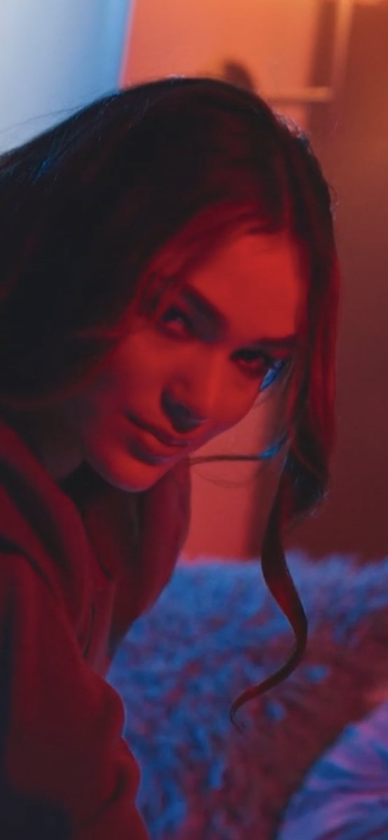 AliceRavenOff's tweet image. Cake is your happy place 😁 Find me at friendsbio.com/AliceRaven #NationalFruitcakeDay @Flirt4Free  @f4feuropegirls @F4FTraining @EvaAgencyLive