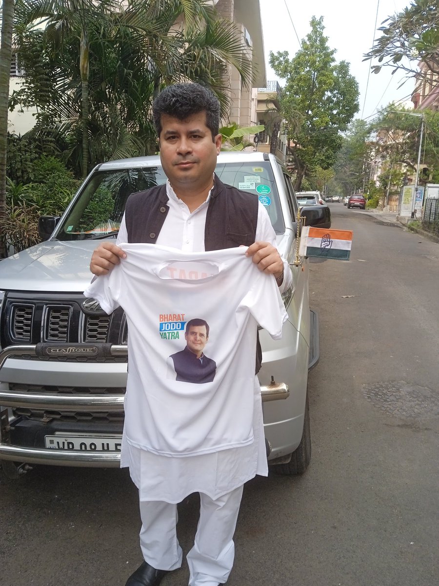 I have printed 400 #BharatJodoYatra tshirts and they are being distributed for those walking in the yatra in South 24 Parganas, Calcutta and North 24 Parganas. 

On my way to Sagar Island!

#SagarThekePahar

#BengalBharatJodoYatra