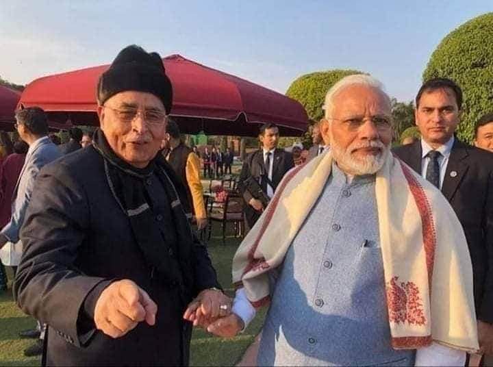 Aristofarma के मालिक किंग महेंद्र की पहली पुण्य तिथि पर उन्हें नमन!समाज को किंग महेंद्र जैसे अभिभावक ने बहुत कुछ दिया।समाज के हजारो बेरोजगार को रोजगार व्यापार दिया।आज इनके छोटे भाई भोला बाबू भी इन्ही के दिखाए हुए रास्ते पर चल रहे है

ऐसे पुण्यात्मा के पुण्यतिथि पर सादर नमन🙏