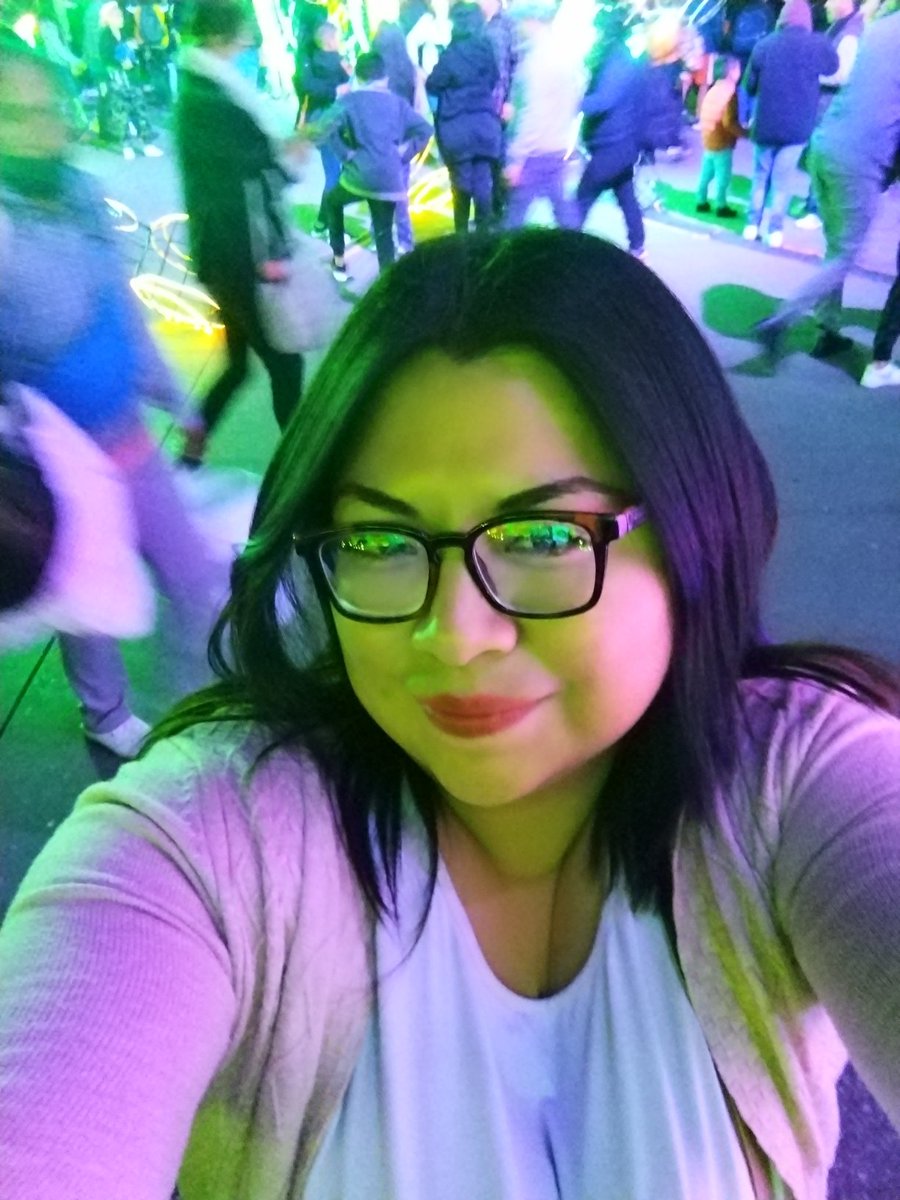 _ive_c's tweet image. Feliz Cumpleaños a mí  Mi Claus o Ive 🥳🎂🎉 te admiro porque eres una chingona apesar del año que pasaste te sabes levantar y salir adelante te amo y vamos a cumplir todos esos sueños que tenemos en mente ✨🫶💜 no vuelvas a dejar que nadie apague tu luz.