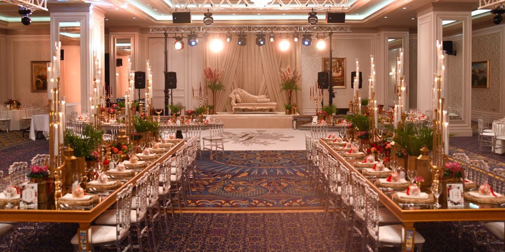 EliteWorldHotel's tweet photo. Geleneklerin en eğlencelisi, unutulmaz anların gecesi… 

Işıl ışıl konseptlerle planladığımız kına gecesi organizasyonları hakkında detaylı bilgi almak için: 0212 237 17 00
~
The most entertaining of the traditions, the night of unforgettable moments… https://t.co/OGoLo6F2Hb