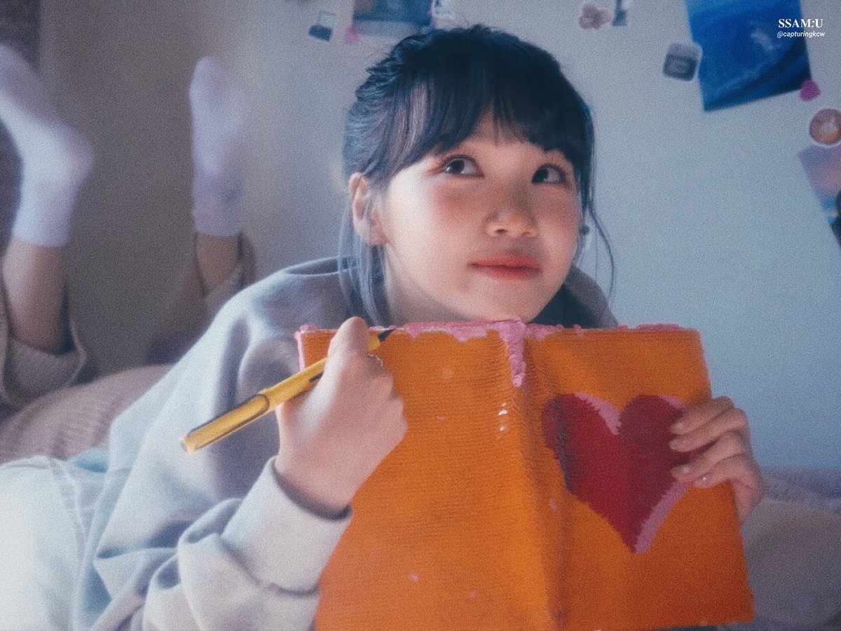 capturingkcw's tweet photo. 🧡❤️

#김채원 #KIMCHAEWON #チェウォン
#르세라핌 #LE_SSERAFIM https://t.co/6Rv37evTkg
