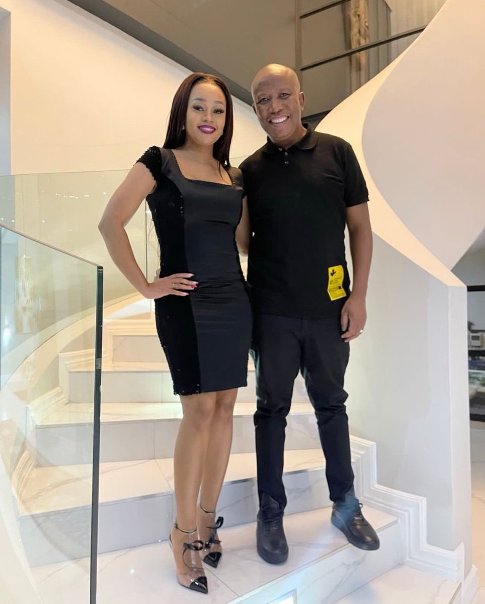 isaac_hlungwana's tweet photo. “If you’re not capable of loving you can’t lead a revolution”~unknown
Happy 8 year anniversary to the President and Commander in chief of the EFF @Julius_S_Malema and our mother, the First Lady. We are inspired and we are learning. https://t.co/nP8udbIU0E