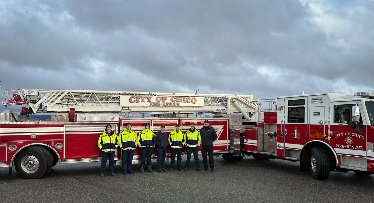JakeMiille_Fire's tweet image. The new tiller cadre learning from one of the best. I’m excited to be a part of this team and to continue building our strong culture of operational excellence. #ChicoFD #ChicoFirefighters
