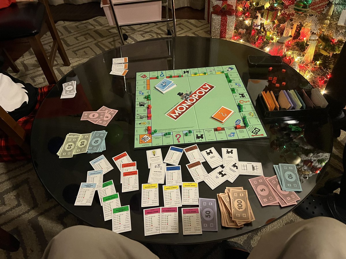 Creo que estoy apunto de ganar el juego GGs #Monopoly