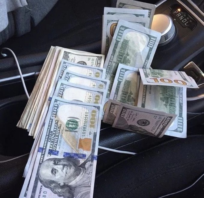 Woke up blessed this morning 🙏🏽 thank you to my https://t.co/Ds3PHAyWfv the dream is Real!!!! https://t