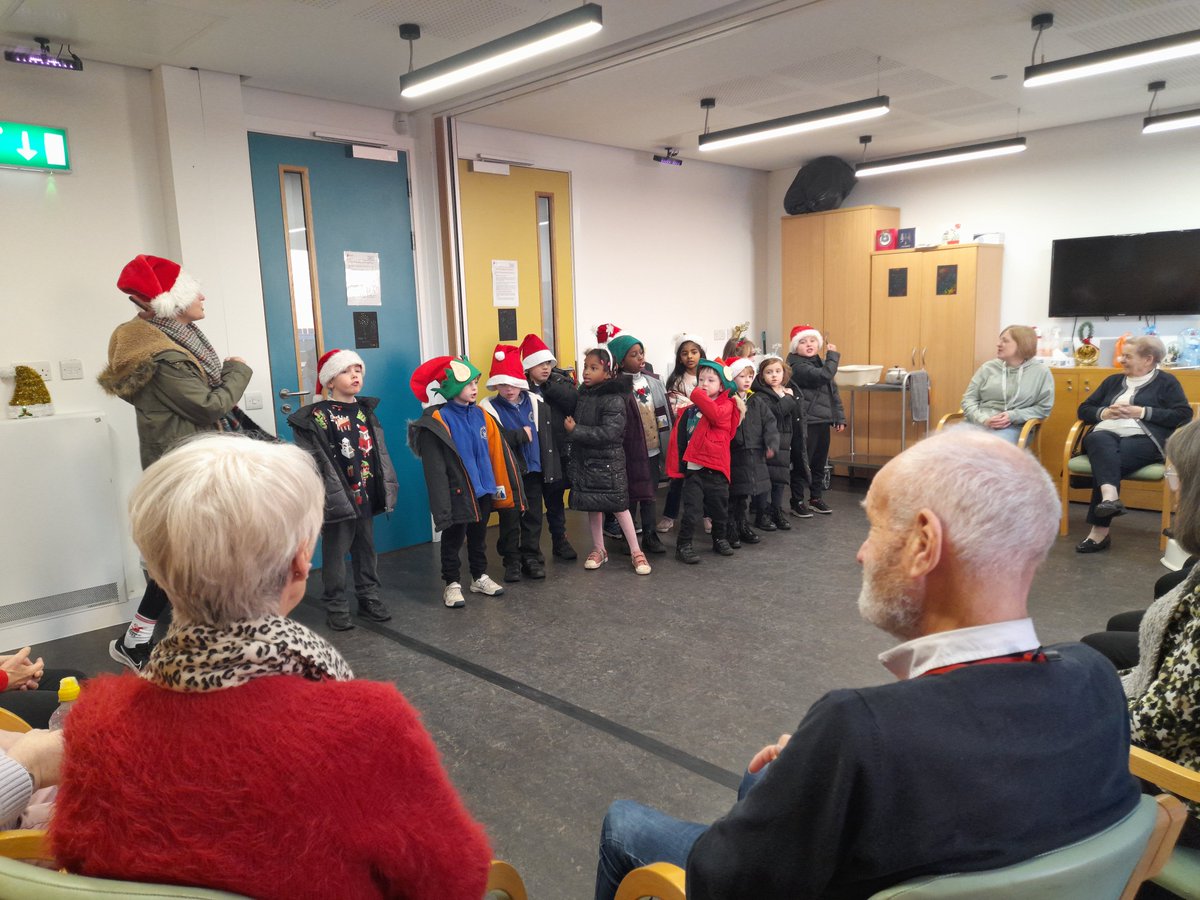 A big thank you to the wonderful pupils from <a href="/BroomhousePs/">BroomhousePS</a> who treated <a href="/TheBeaconClub/">The Beacon Club</a> members to an amazing performance of Christmas carols this morning! Watch the live video on our Facebook page here ➡️ bit.ly/3uQdvav #ChristmasSpirit #MerryChristmas
