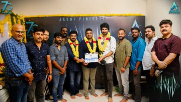 todaymygame's tweet photo. #Sabdham Starts with Pooja Clicks 📸😍❤️
#Aadhi #Thaman #Arivazhagan #Aalphaframes #7GFilms https://t.co/fySAvUpfCW