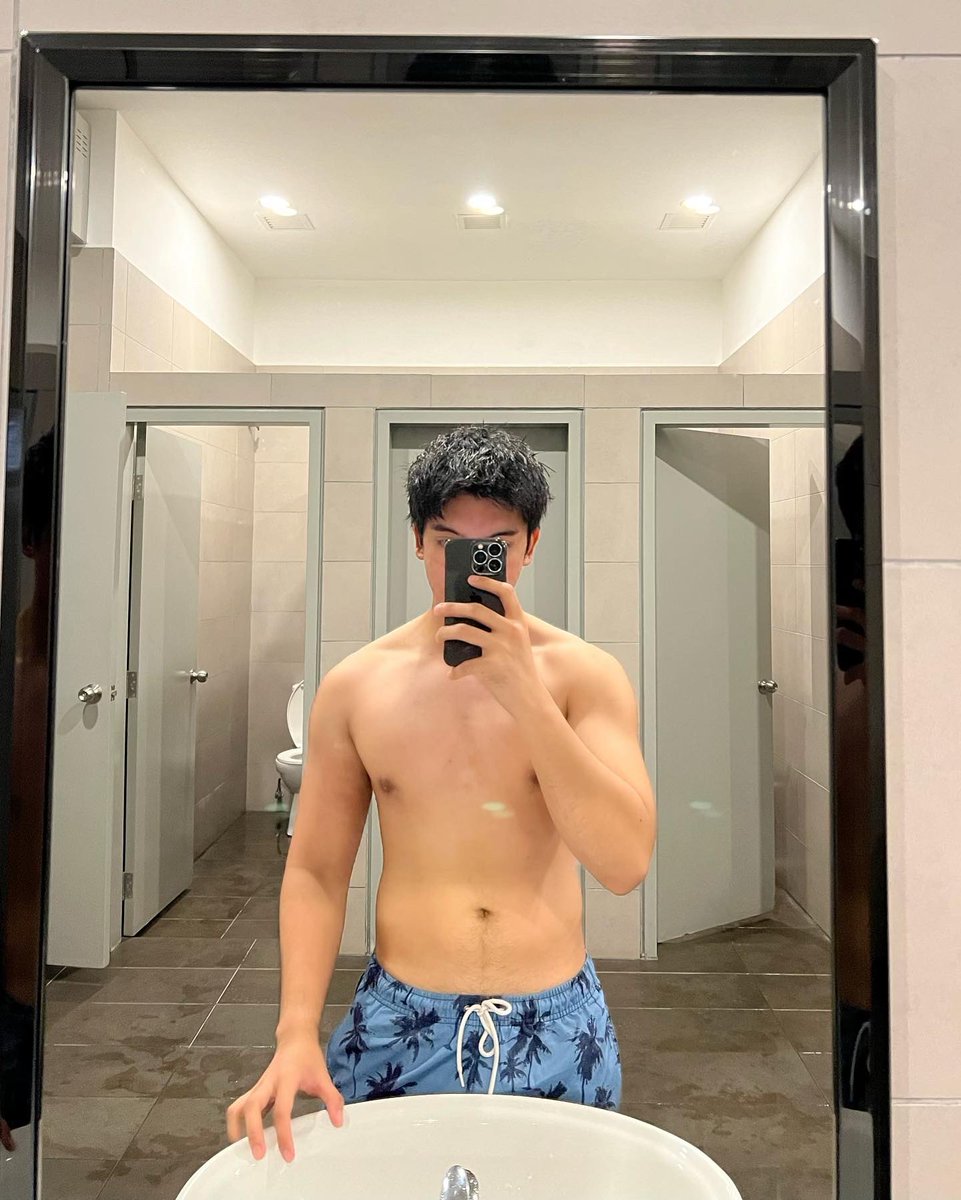 Itsjuanfelix's tweet photo. ola 👀 https://t.co/b6Ff7TV8dl