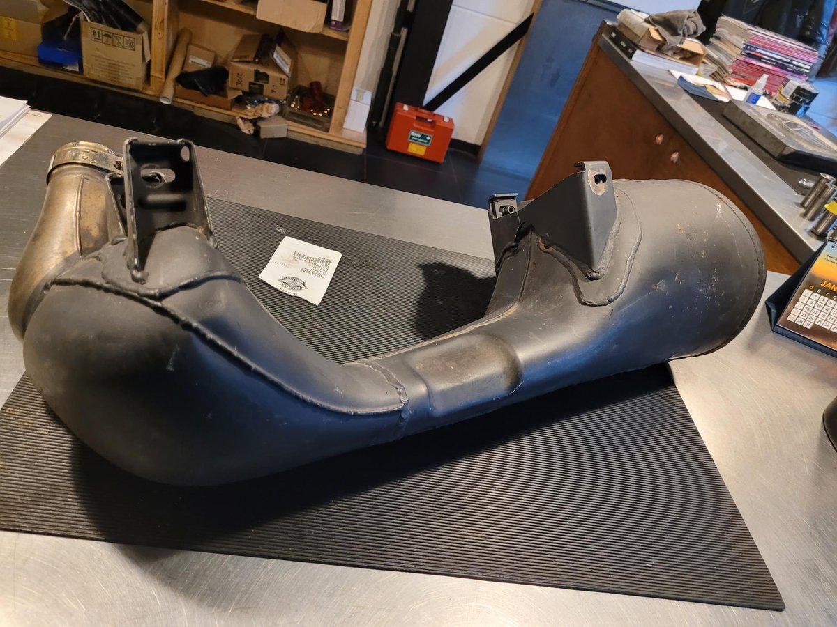 16 pages of used Buell parts enjoy  twinmotorcycles.nl/webshop/produc…