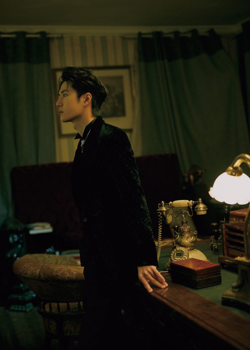 Adam Apple is my weakness 🥺🥺
#WangYibo_GQMOTY2022 
#WangYibo #王一博 #GQMOTY2022