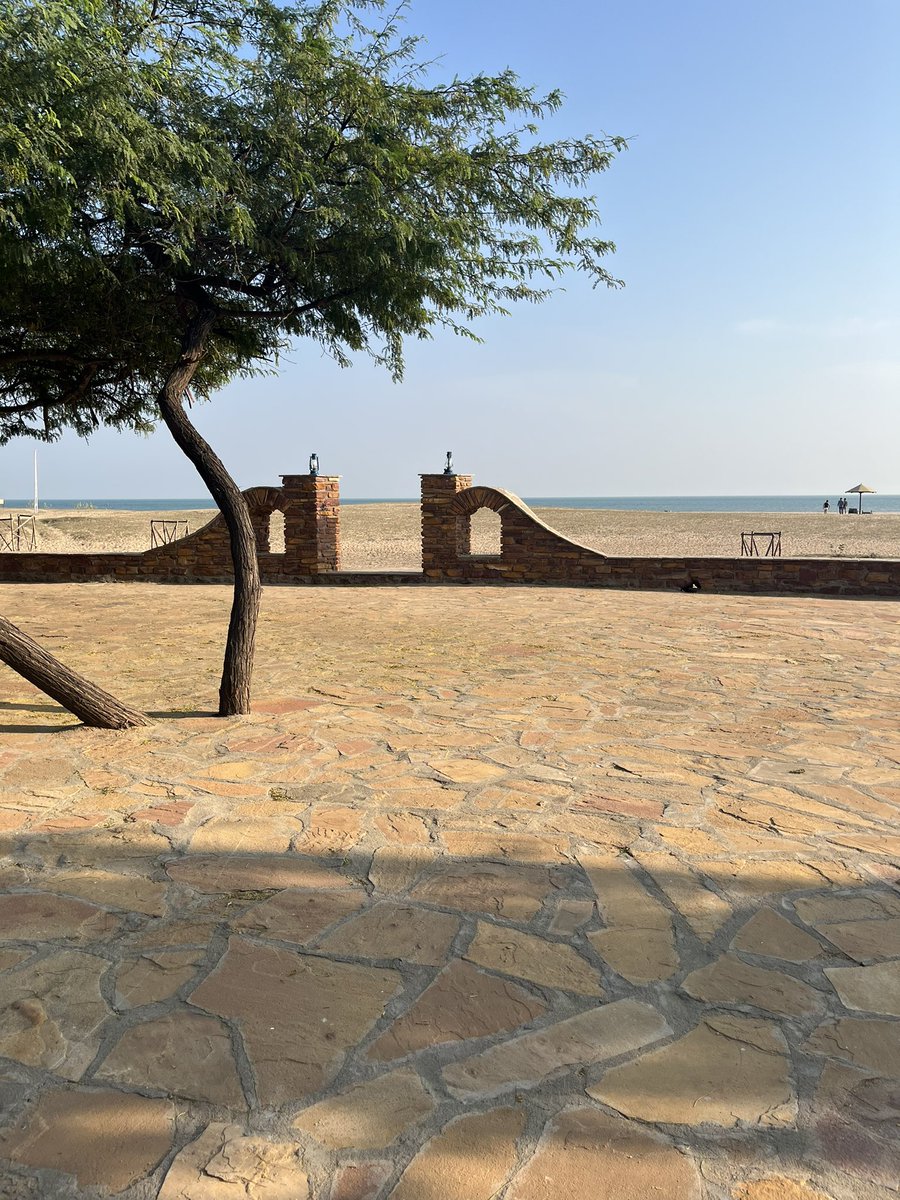 RGSIndia2018's tweet photo. On Wednesday we had a much deserved day off teaching and took ourselves off to a beach and palace. Mandvi beach is idyllic, we had a delicious lunch and the beach to ourselves. https://t.co/t0Vti89Tpo