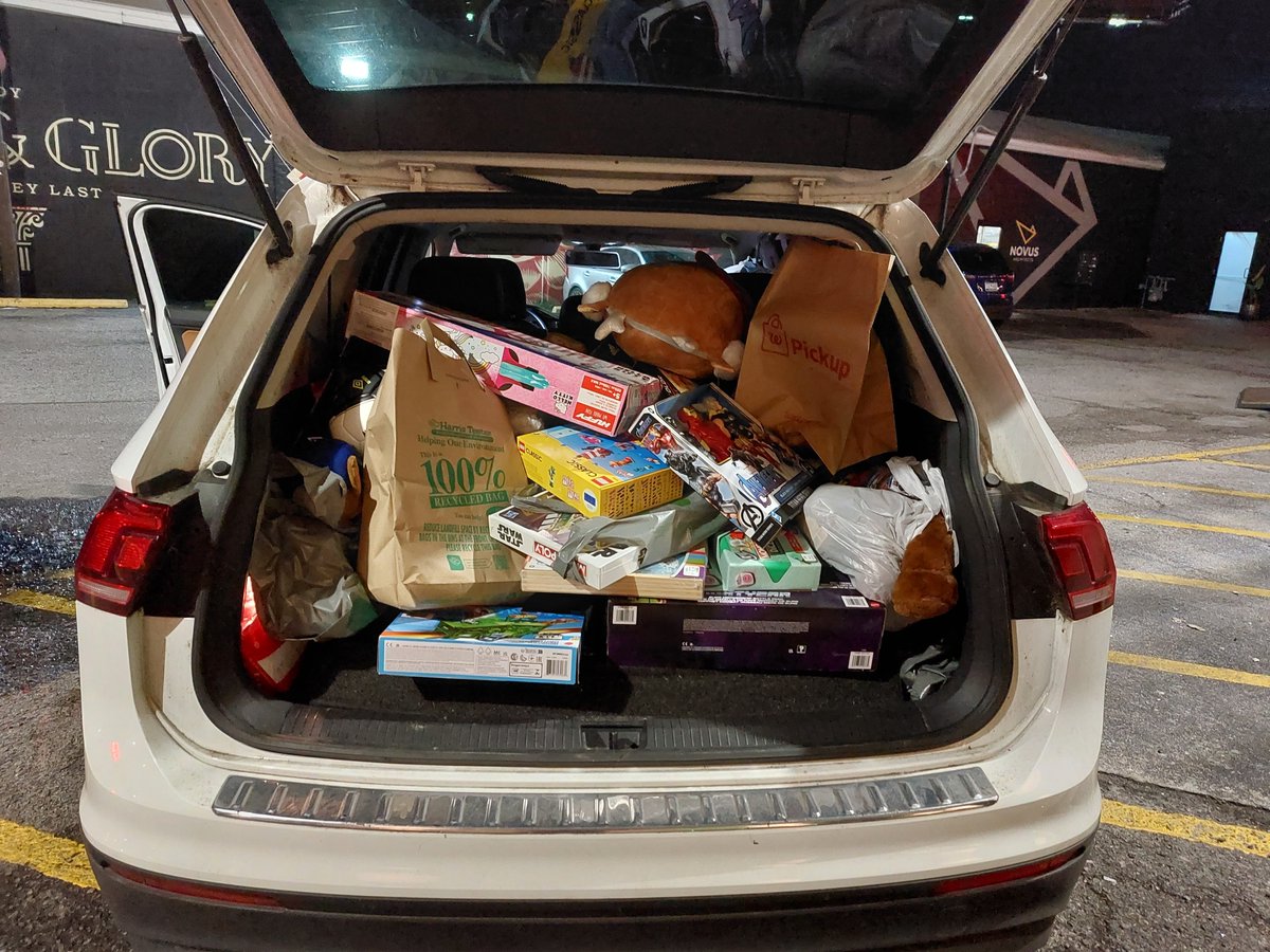 thomasandhutton's tweet photo. After jingling and mingling at T&amp;H's Charleston Christmas party last weekend, Destiny, JP, and Tamara loaded a trunk full of toys donated by employees at the party for @ECCOCharleston Santa’s Closet! Santa’s Closet assists families in need with Christmas gifts 🎅 #THCommunity https://t.co/6wCntgno6M