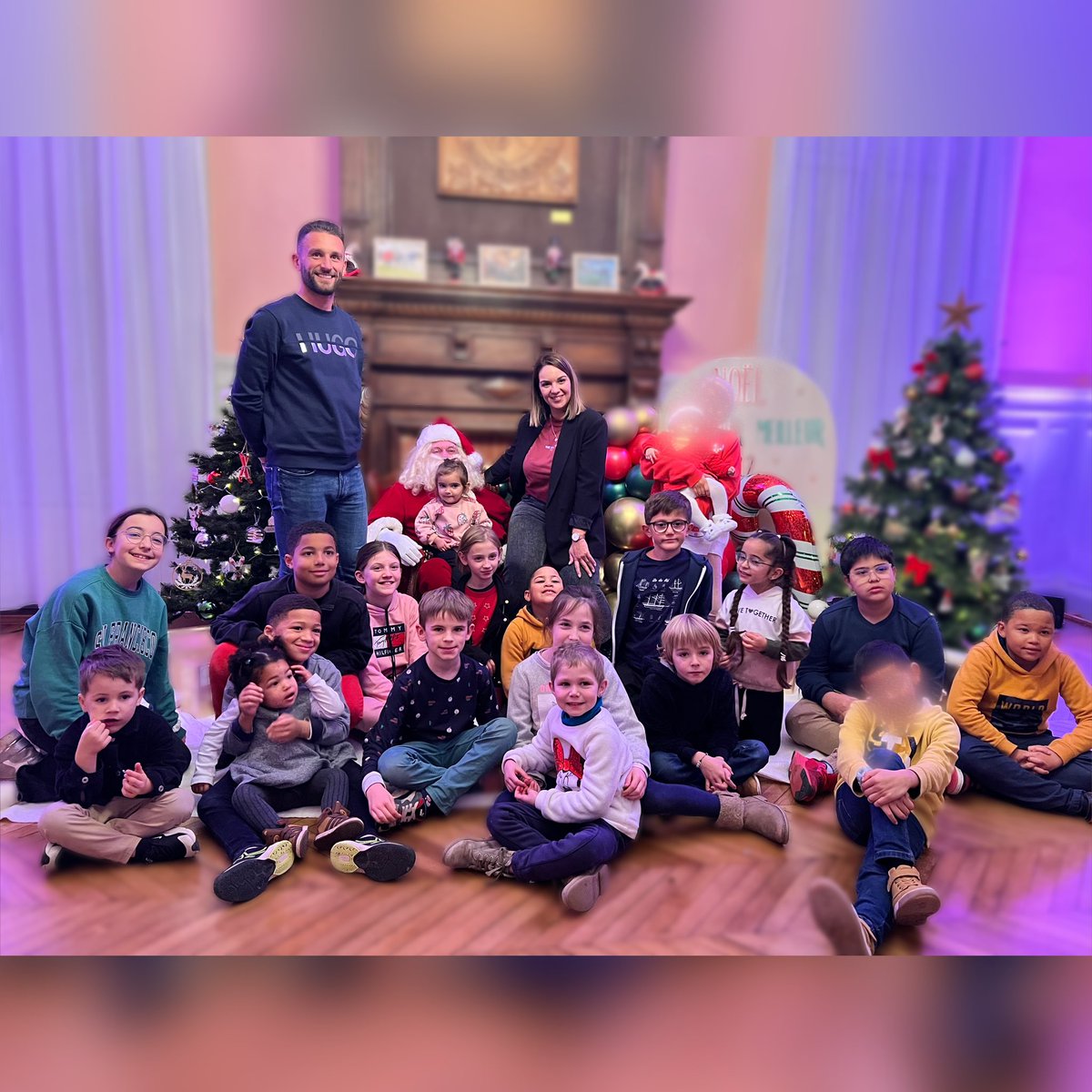 Une magnifique journée remplie de joie, de magie et de retrouvailles 🥰
Nous sommes heureux d’avoir pu retrouver nos petits héros 🦸‍♂️🦸‍♀️
#association #bonheur #noel #magiedenoel #cadeau #cadeauxdenoel #retrouvailles #association #cancerinfantil