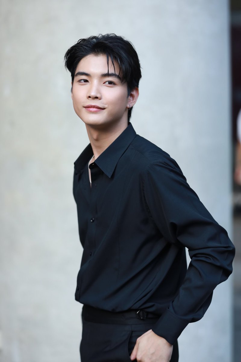 TingParPai's tweet photo. นักแสดงจากซีรีส์ 
House of stars ✨ 
#HouseOfStarsTheSeries 

กอล์ฟ พสธร เลิศสถิตย์วงศ์ @Golffyzq_ 

 #JRN10ปี10อาวุธไร้เทียมทาน https://t.co/cbcKtZ5G4e