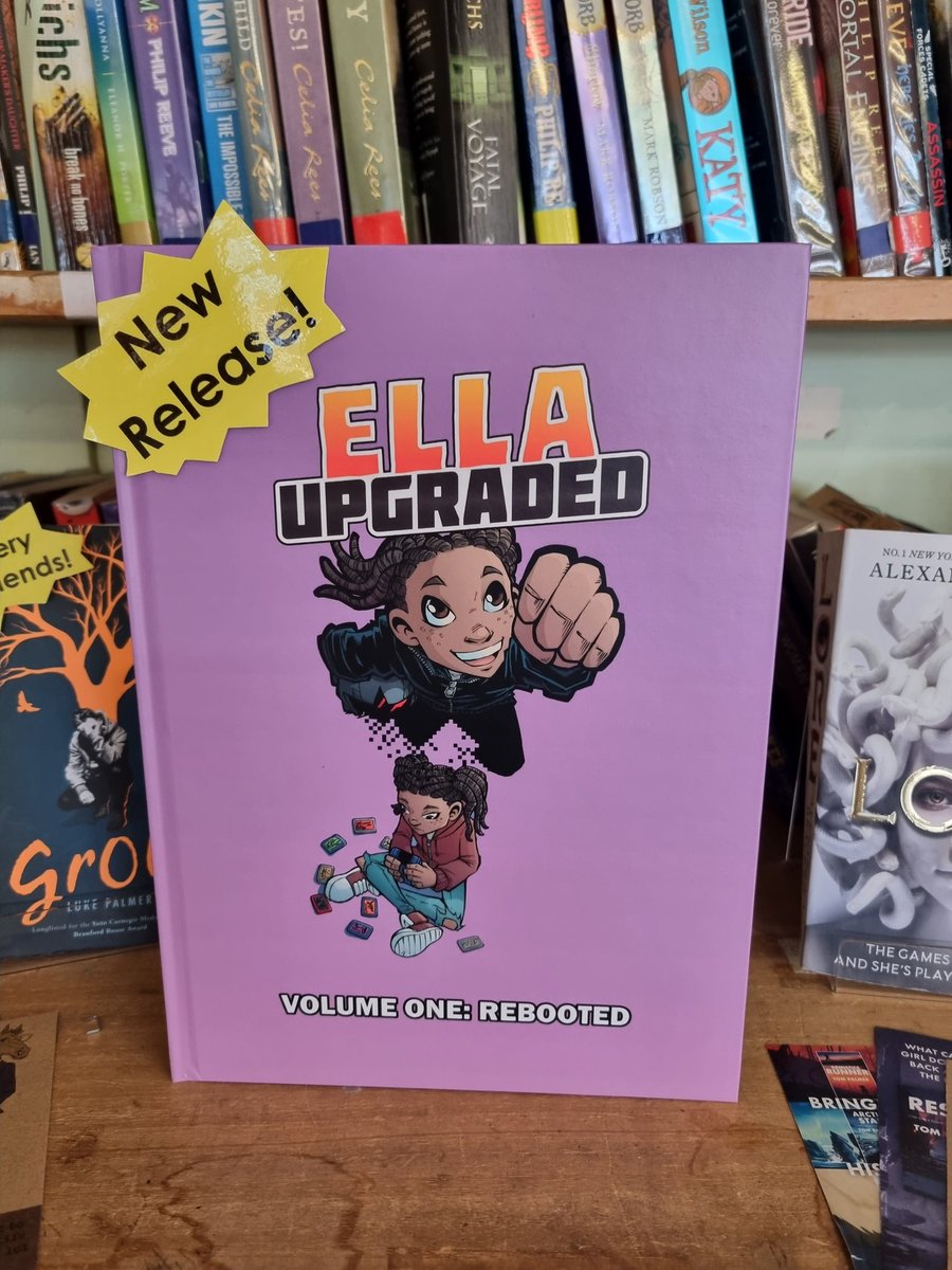 It was lovely to have @DanWritehead in school this morning to speak to our Year 7 students about his book #EllaUpgraded Students were excited to hear about his work and lots took away signed copies of his books for themselves!