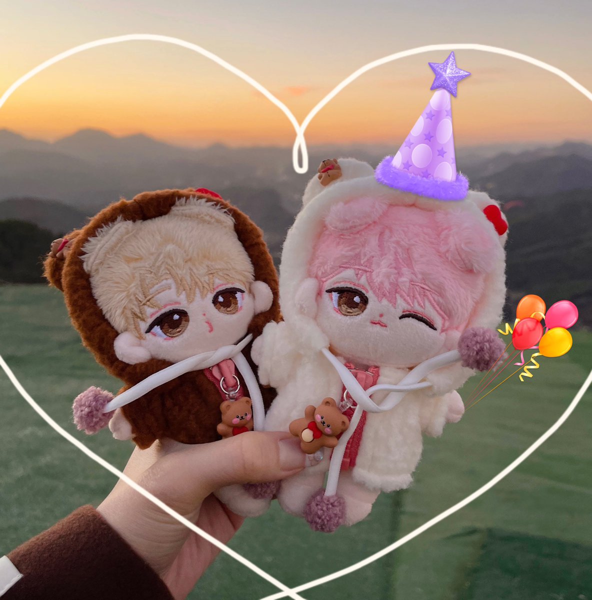 daldalkm15's tweet photo. 12월 15일 테스타 박문대 생일 기념 RT추첨 한 분께 윙문댕을 보내드립니다💗

팔로워 한정❌ 데못죽 500화 구매인증⭕️

당발은 크리스마스 이후에 하겠습니다!

#HAPPY_MOONDAE_DAY 
#내일만난_문대를_오늘내내_축하해
#상태이상_박문대생일을_축하하지않으면_죽음을
#우리의_마법은_너_박문대 https://t.co/UhJXadKpFE