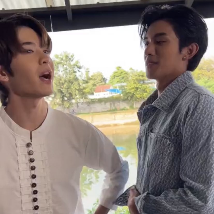 EangEarnnn's tweet image. รู้เลยบ้านนี้ใครใหญ่สุดในบ้าน🤭🤭
 #อนลQ18กันแดดก็เอาไม่อยู่