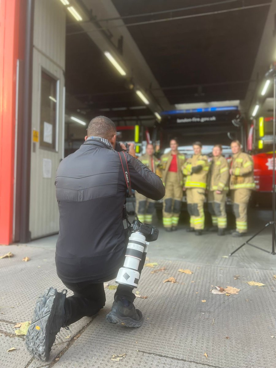 antarctic_fire's tweet photo. It was a big exciting day for us yesterday! All will be revealed in the coming months!
-
📸🔥🚒
-
#photoshoot #photography #firestation #firetruck #firefighter #femalefirefighter #youcantbewhatyoucantsee #visiblerolemodels https://t.co/6vHi31uOmy
