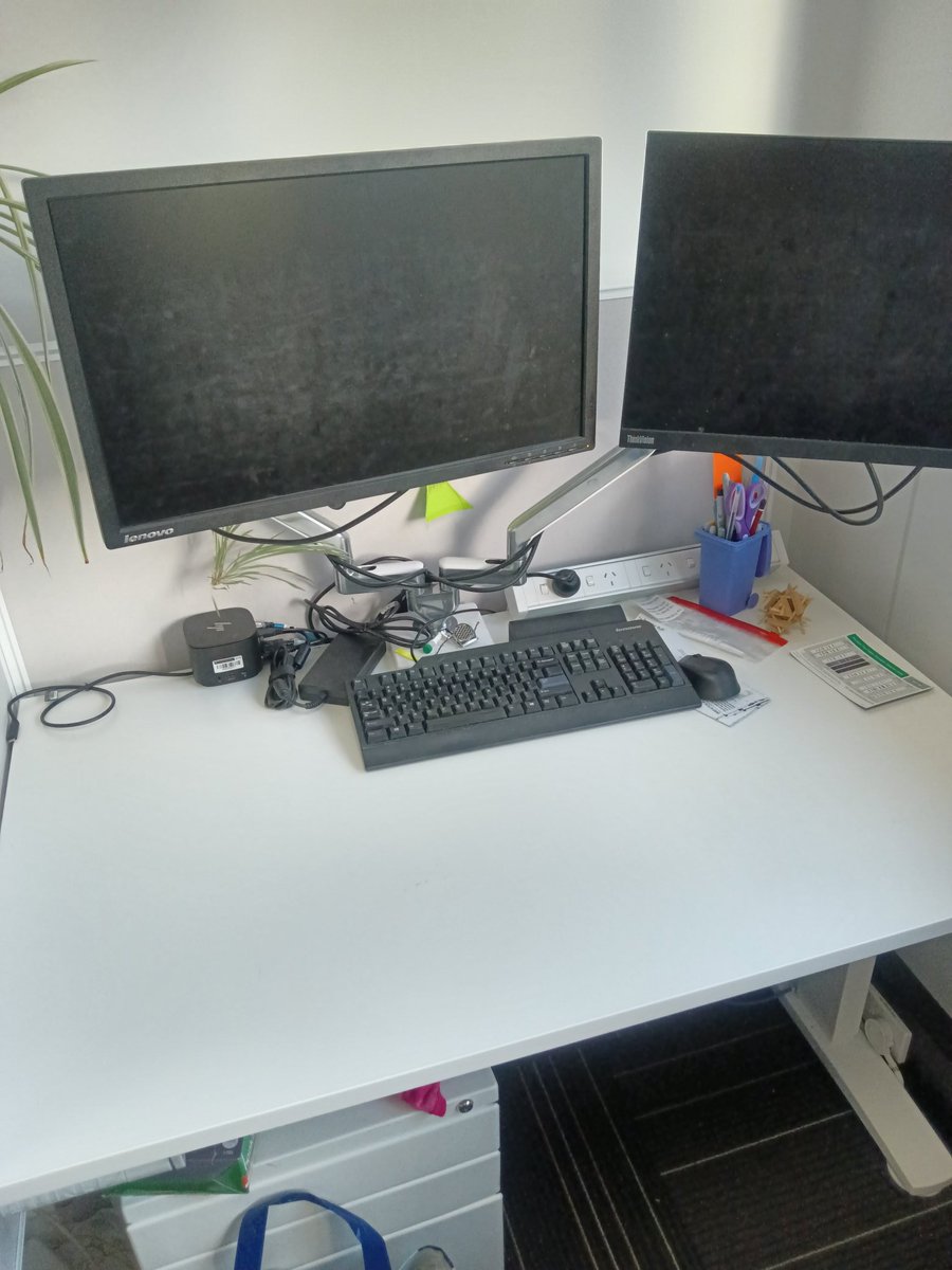 Feels like a milestone type of day, finished my experiments, cleaned up my desk and now just a little more writing to do and this thing should be phinished!! #phdlife #PhD #ADResearch <a href="/AdMechanisms/">AD Mechanisms Laboratory</a> @CHIRI_curtin <a href="/CurtinUni/">Curtin University</a>