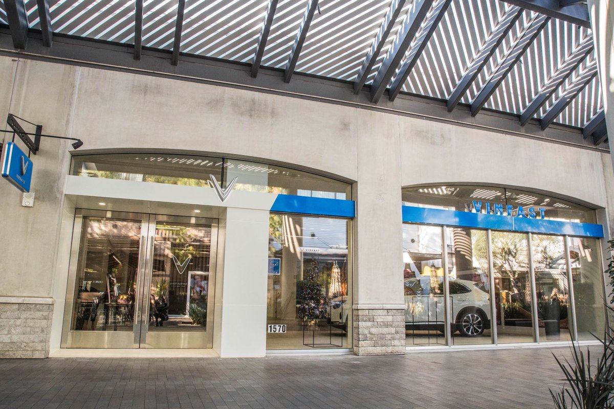 VinFastofficial's tweet photo. With the addition of 4 new VinFast Stores in Los Angeles and Orange County to our #retailsystem, we now have 10 locations in California, bringing customers direct product experiences &amp; after-sales services.
Find us here: https://t.co/i0VlTP79H3 

#VinFast #JoinTheCharge https://t.co/Ct1IrUyc7O