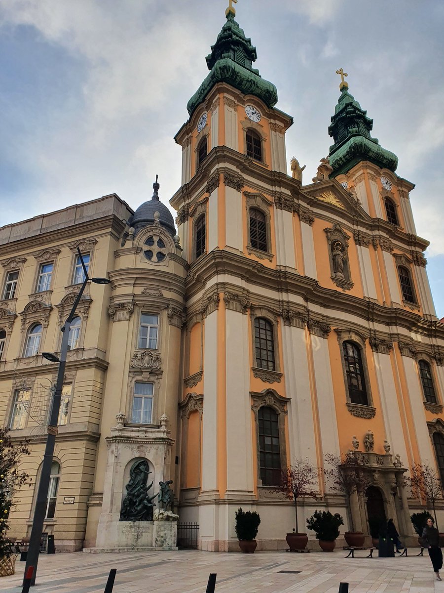 Clea_Rose_Psych's tweet photo. a day after my #pgce term finished, I found myself on a flight to Budapest, now somehow I'm in Belgrade and who knows what next... going to end up a tad behind on my workload, but I call this professional development ✌️🌏🇷🇸🇭🇺 https://t.co/GB1sXktim1