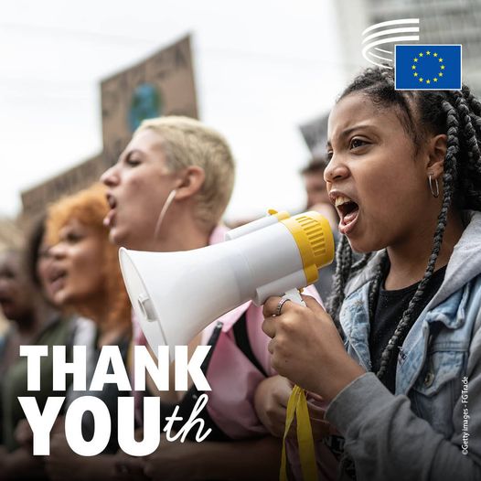 Europarl_EYE's tweet photo. Hey YOUth! 👋

We can’t end the #EuropeanYearOfYouth without thanking you!

We have a million reasons to #ThankYOUth for, there’s just not enough space in one single post.

Let us know what your reasons are in the comments! ⬇️ 
#EuropeanYearOfYouth #EYY2022 #Youth #YoungPeople https://t.co/4SI4BRcQCn