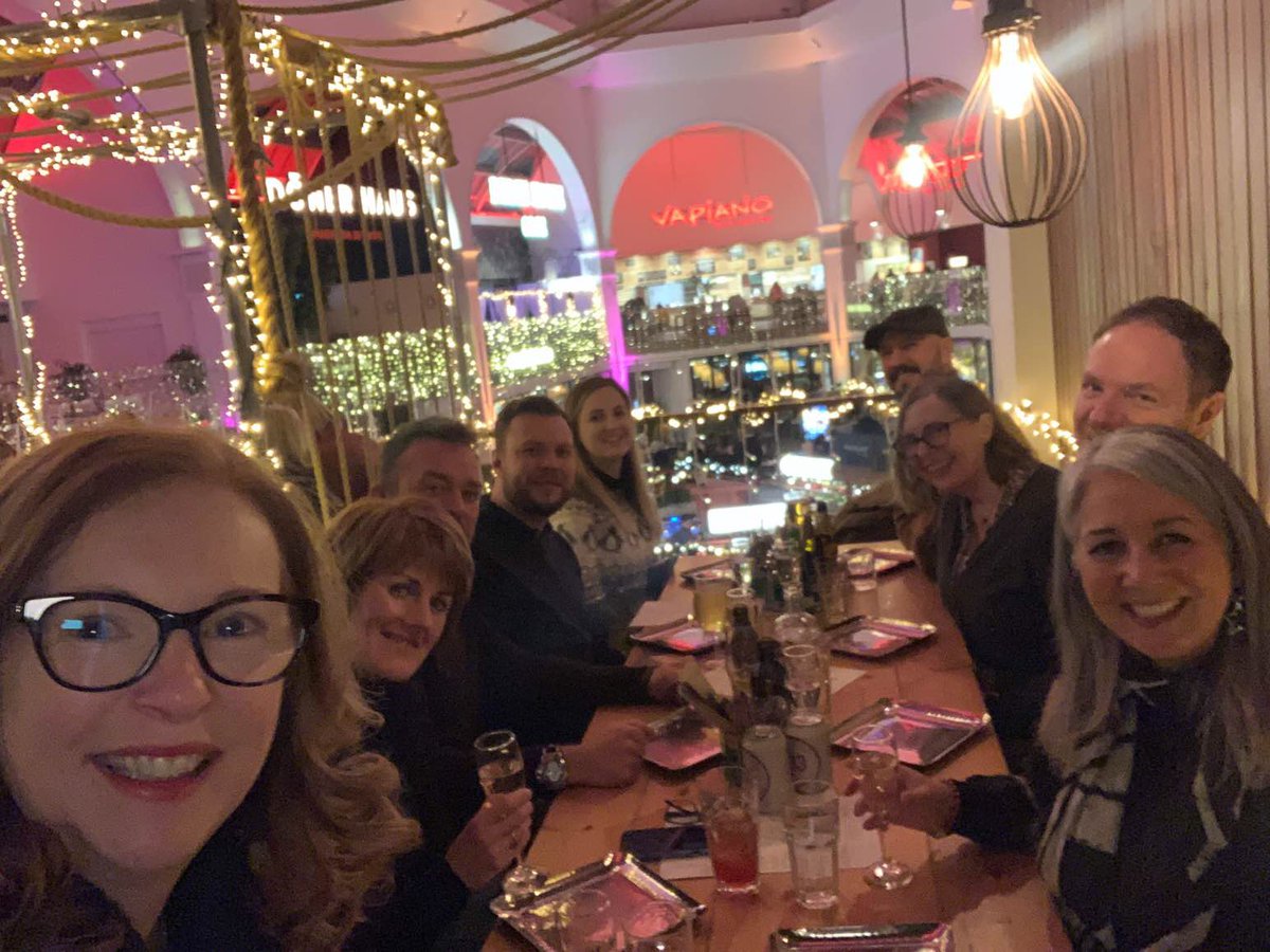I had THE best time at #LnDCoWork get together last night. A genuinely talented, friendly and fun peer group. Huge shout out to @BurnhamLandD for flying the flag all year @JWarburtonLnD for co-hosting and @MikeShawLD for social duties. If you're in #GM why not join us in 2023?