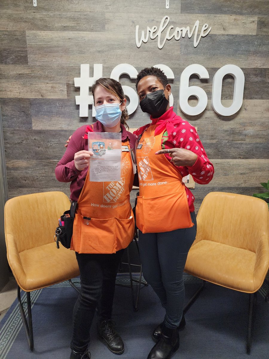 FynnElizabeth's tweet photo. Great day of learning and development with our District Team today! Thanks for the knowledge instilled and recognition of our dynamic team of associates and leaders very much appreciated. @GlennHD20 @MyLazari @KristenOikawa https://t.co/bp84i16U46