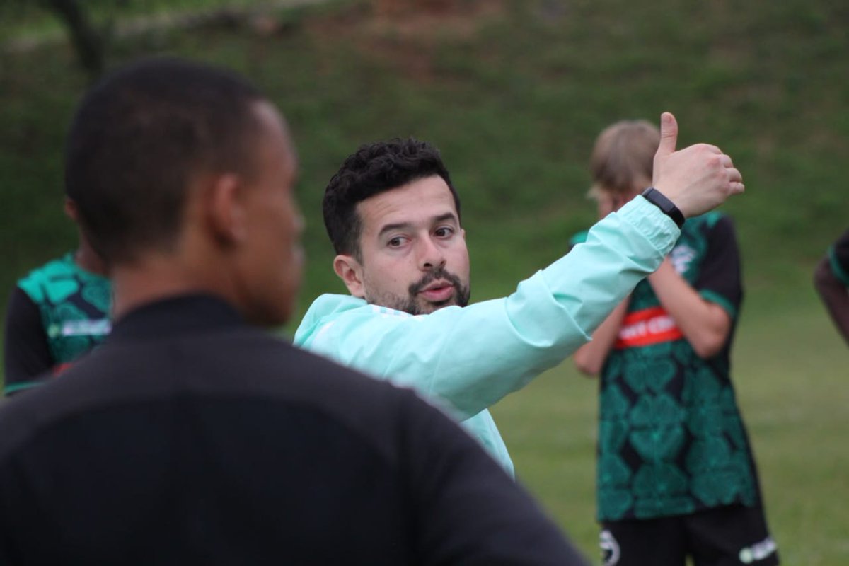 jr0mer's tweet photo. Day 3 at our @Transitionfball 🤝 @CelticSocAcad training camp here in #Johannesburg 🇿🇦 

Lots of defensive work today. In all areas of the pitch. Clean sheets was the aim. Thank you all for your effort and excellent attitude https://t.co/ybBMxWYb5a