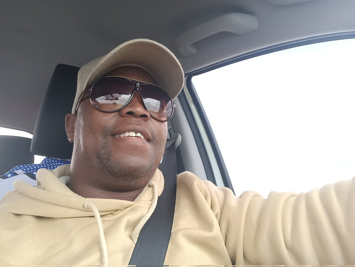 LodCardinal's tweet image. Ke hot sometimes ge ke batla, wena o bona eng?