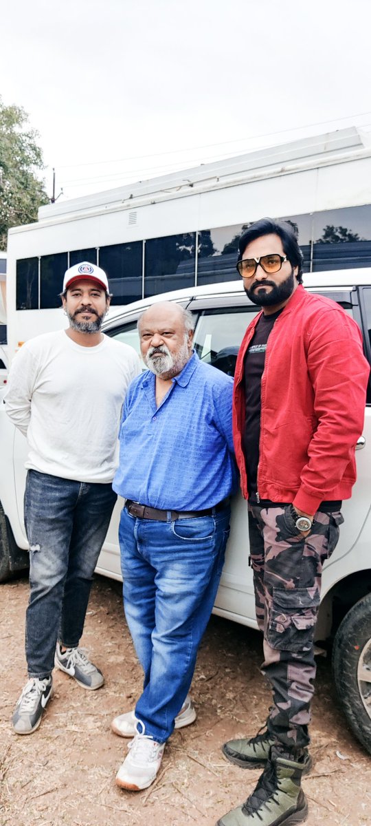 SHOOT WEB SERIES 
ACTOR Saurabh Shukla and producer 
#abhishekupadheyay 
#abhishek_upadheyay #bollywoodactor #bollywoodsongs #bollywood #director #SaurabhShukla #actorlife #webserie #webserie2022 #shooting #photography #music #mumbai #shoottime