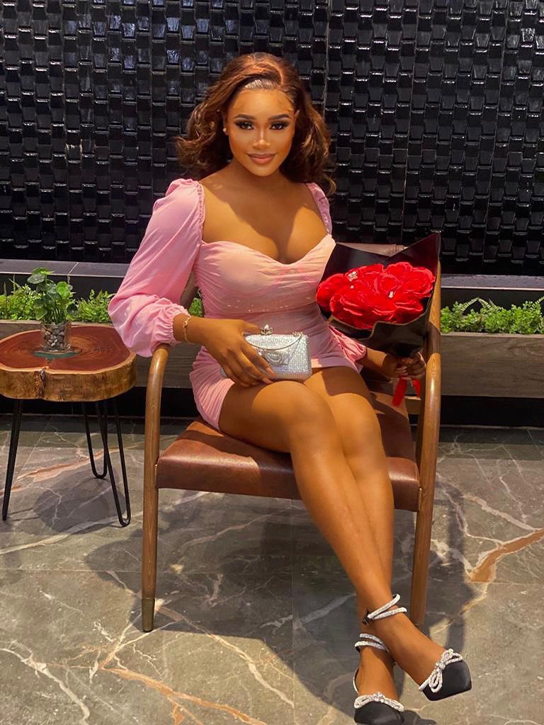 Ollaitan___'s tweet photo. Happy birthday sweery,one of my sweetest gurllll🫶🏽🥰...
Age gracefully babes....I love you💕💕💕 https://t.co/aQKDXOpCT4