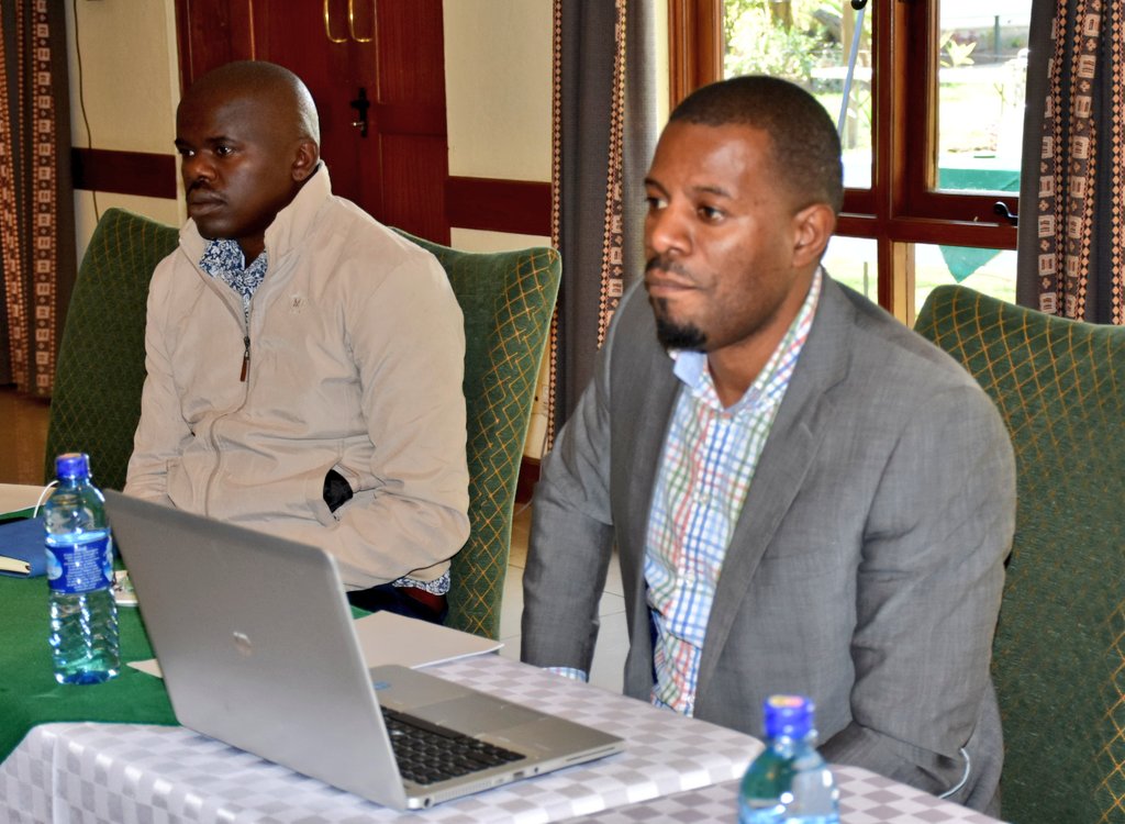 Environment_Ke's tweet photo. Happening now! The Ministry of Environment and Forestry with support from @UNDPKenya has organized a stakeholder consultation workshop in Naivasha to deliberate on the National Benefit Sharing Mechanism for REDD+ in Kenya... https://t.co/cNVrEU78AH