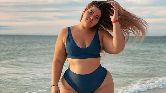 sosyaltvcomtr's tweet photo. Büyük beden model Sam Paige, sosyal medyayı salladı!
https://t.co/uXzTBR13Y8
#SamPaige #models #MAGAZINE https://t.co/Kq0ZXkaavW