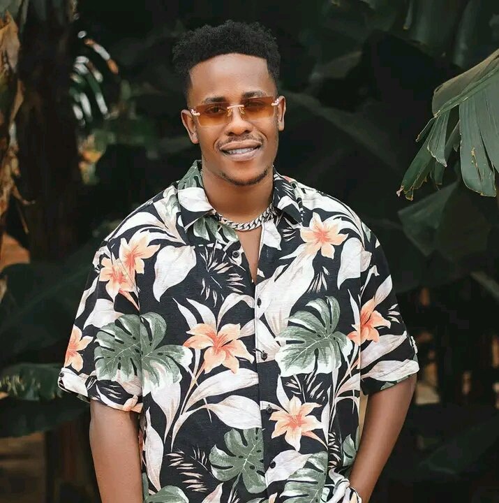 RighterMw's tweet photo. Hppy birthday king @henreyczar long life wth more hits age wth grace brah... https://t.co/i8PUXxMWiw