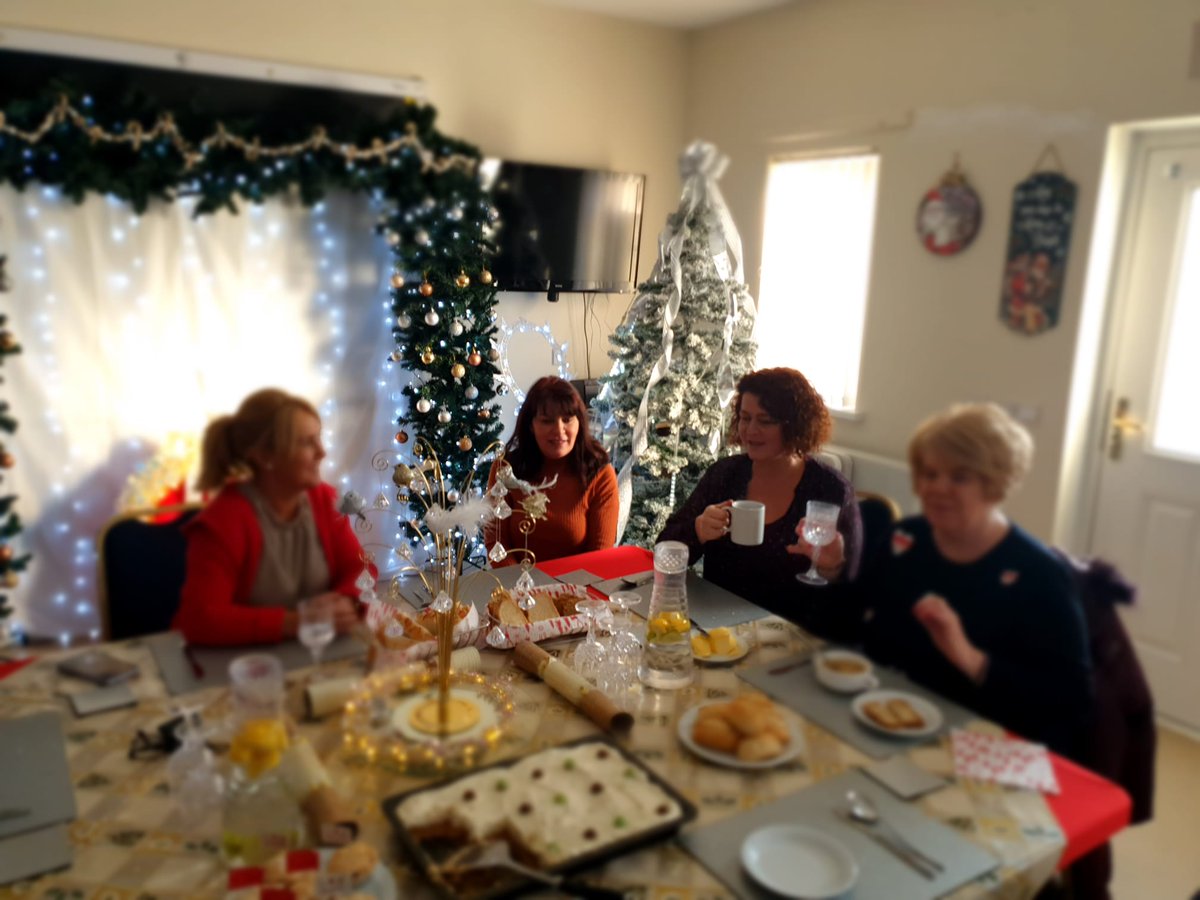 TheBigLunch_NI's tweet photo. Farland Way, Hazelbank, held #TheBigLunch at Christmas.  Margaret said "this was our 13th Big Lunch and we are blessed to have a warm welcoming space in the heart of the community. Habinteg know the difference it makes to have a place to connect neighbours and build community. https://t.co/TlYfLfbXfG
