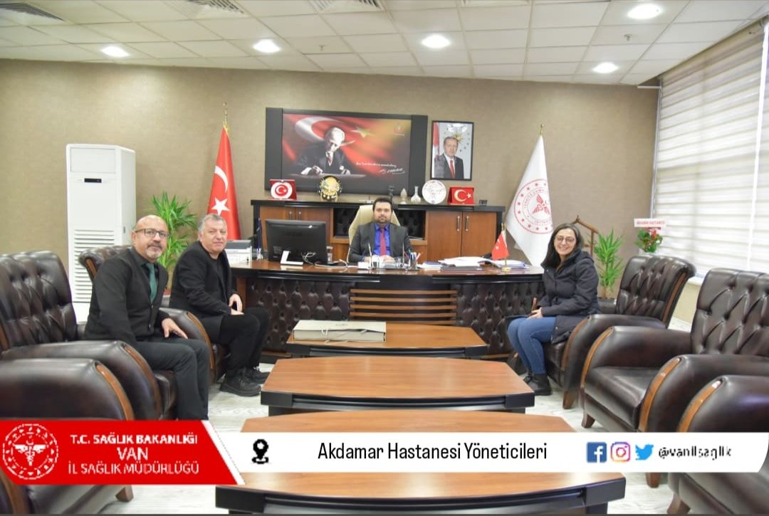 Özel Akdamar Hastanesi Yönetim Kurulu Üyesi Neval Özgökçe, Genel Müdür Bülent Şahin ve Özel Kalem Müdürü Bahattin Güçlü İl Sağlık Müdürümüz Op. Dr Muhammed Tosun'a ziyarette bulundu.