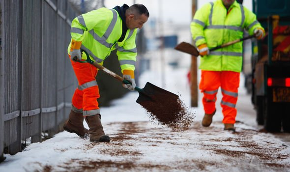 We have asked the council to grit the pavements around school - Still icy out there today! #sheffieldcitycouncil