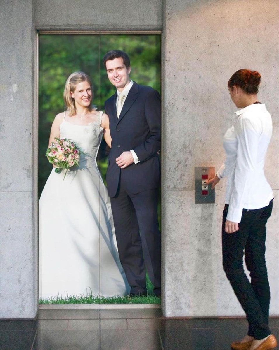 creapills's tweet photo. Ça reste la meilleure idée marketing pour un avocat spécialisé dans les divorces https://t.co/LSdRx03YYp