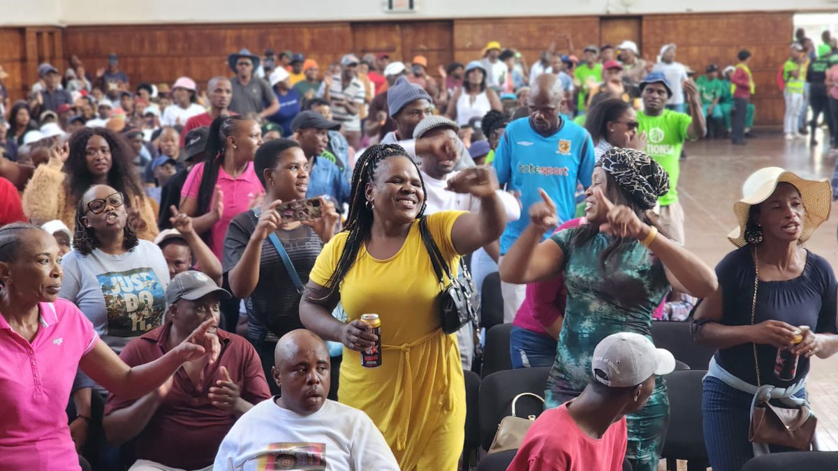 MathibaneTebogo's tweet photo. Germiston City Hall with Security and Cleaners.
Key note Speakers @HermanMashaba , @BonganiBaloyiBB and @MosekiTlhogi .
______________________________ https://t.co/eeYUeLiyzm